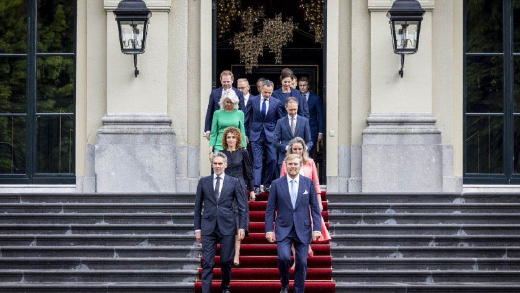 Noul cabinet al Olandei, condus de Dick Schoof, a fost investit oficial