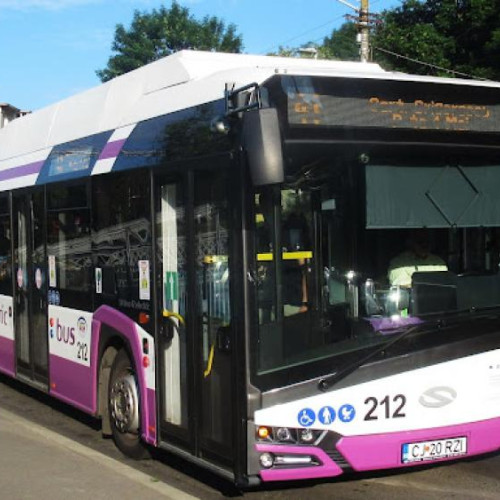 Scene indecente într-un autobuz din Cluj-Napoca