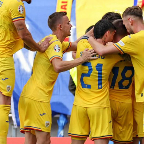 Naționala de fotbal a României întârzie revenirea acasă din cauza problemelor tehnice ale aeronavei